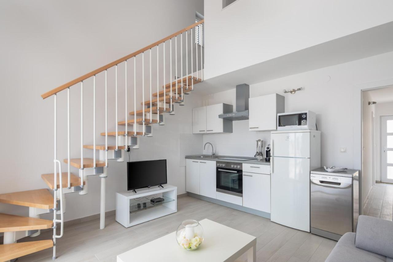 Vila Blanka Apartments Rogoznica  Ngoại thất bức ảnh