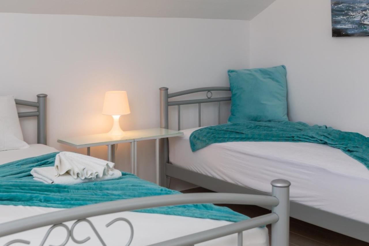Vila Blanka Apartments Rogoznica  Ngoại thất bức ảnh